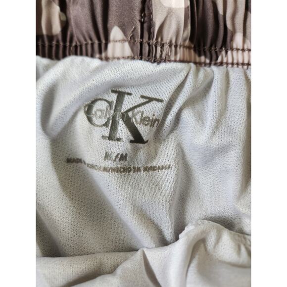 Calvin Klein Floral Camo Print Active Shorts M - Picture 4 of 8